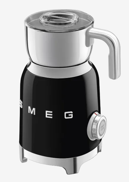 Skremues qumeshti Smeg 50`s stile